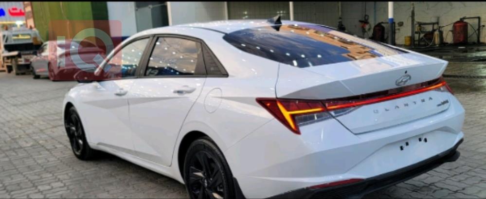 هیوندای ئەلەنترا